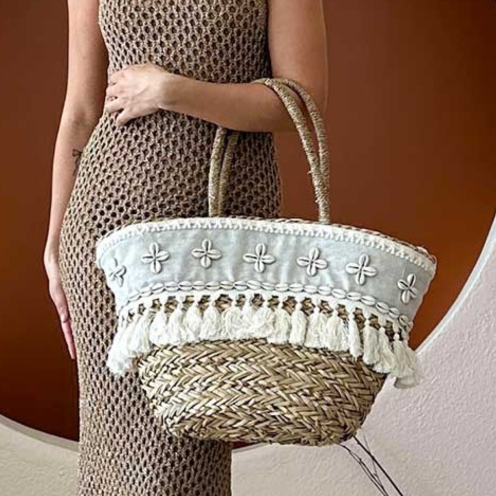 Sea Shell Large Tote Bag NWT